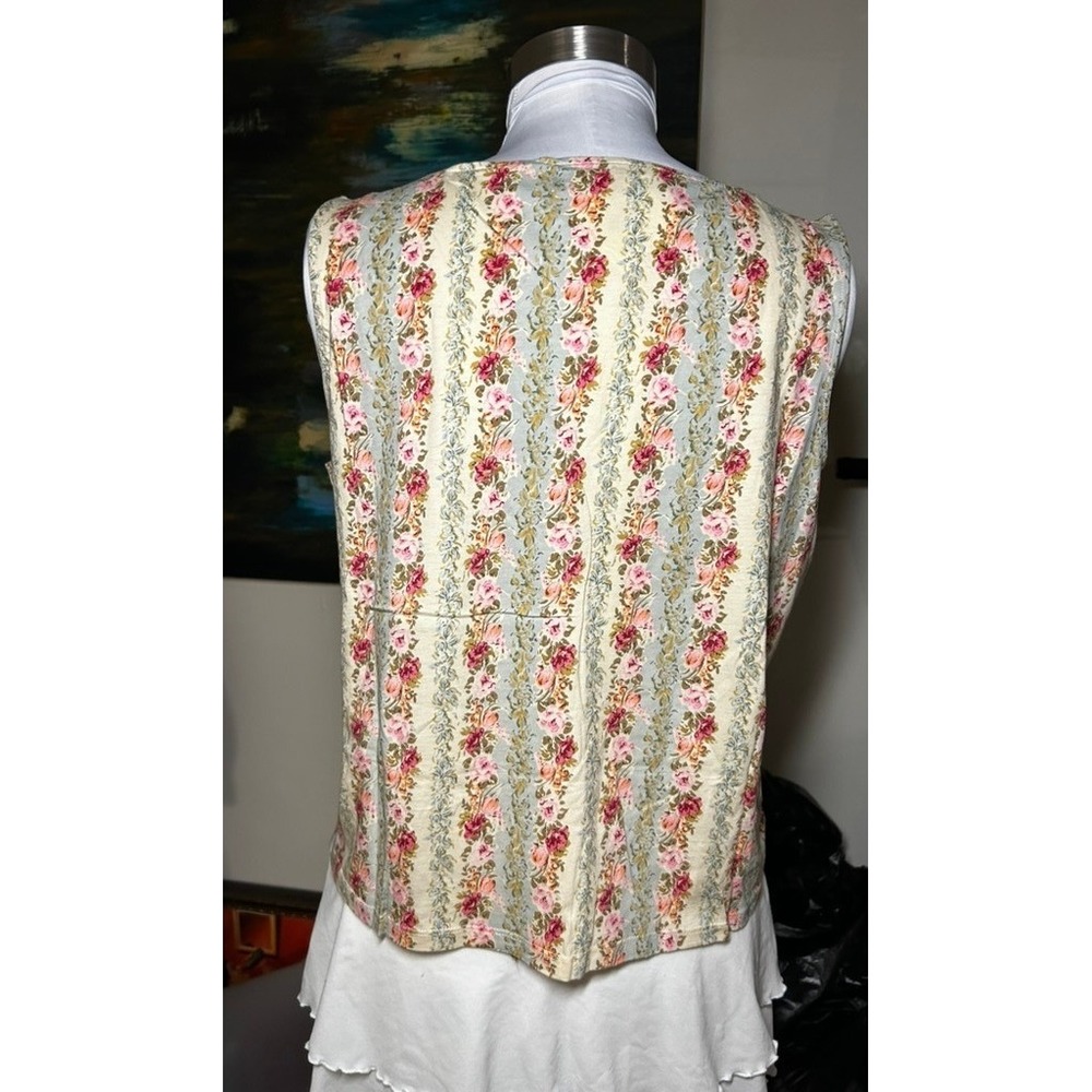 Vintage Gold label Victorias Secret Floral Vest Button Cottagecore M NWT RARE - Picture 3 of 8
